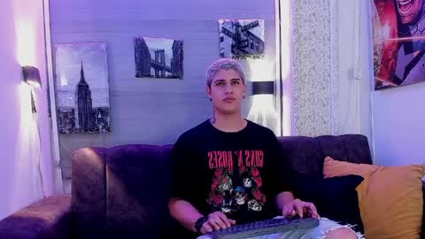 DOMI online show from April 2026 03:11:02 AM