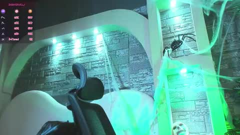 dominic de luca online show from October 2025 06:37:01 AM