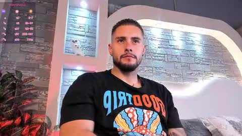 dominic de luca online show from November 2025 03:28:02 AM