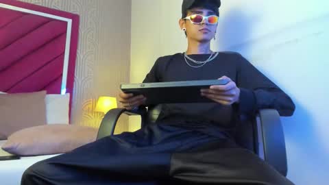 Snapshot of dominic_foox chatting on February 2026 01:33:02 PM Dominic foox online show from February 2026 01:33:02 PM