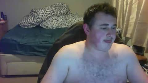 dominicb03 online show from November 2025 10:08:01 PM