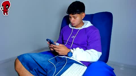 Snapshot of dominick_king chatting on May 2026 02:07:02 AM Dominic online show from May 2026 02:07:02 AM