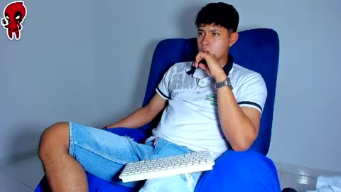 Snapshot of dominick_king chatting on June 2026 12:01:02 AM Dominic online show from June 2026 12:01:02 AM