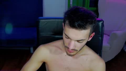 dominicvalente online show from November 2025 10:21:02 PM