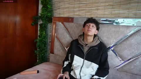 Snapshot of dominik_across chatting on March 2026 12:11:01 PM Dominik online show from March 2026 12:11:01 PM