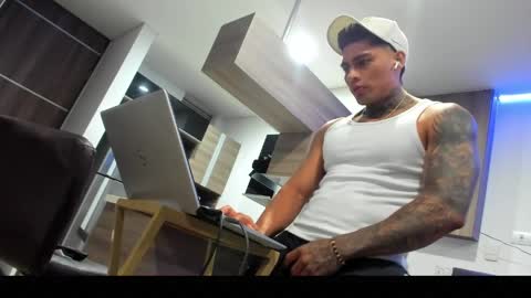 Only fans Ronnie col---InstaRonniecolleman  online show from March 2026 12:00:02 AM