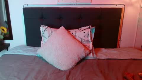  D O M I N K  online show from June 2026 07:32:02 AM