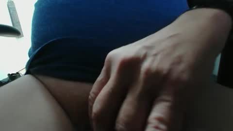 Dominique online show from September 2025 04:56:01 PM