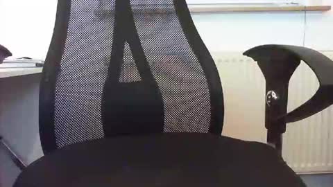 Snapshot of donker85 chatting on October 2025 08:40:01 PM Donker85 online show from October 2025 08:40:01 PM