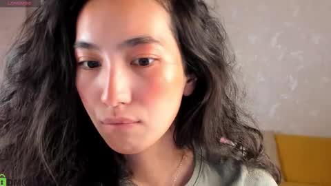 Aura online show from December 2025 03:44:02 AM