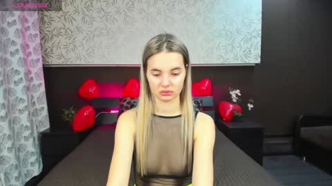 Snapshot of donnaaa_evans chatting on February 2025 12:08:01 AM Donna On GMT2 Mon-Fri 3-9 AM online show from February 2025 12:08:01 AM