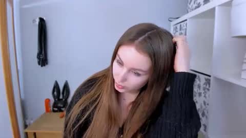 Snapshot of donnasensual chatting on January 2026 05:26:01 PM DonnaSensual online show from January 2026 05:26:01 PM