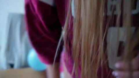 Donatella online show from February 2026 01:18:02 PM