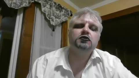 Snapshot of donseanh chatting on November 2025 04:25:01 AM The Don online show from November 2025 04:25:01 AM