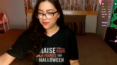 DontBeMina online show from December 2025 06:19:01 AM