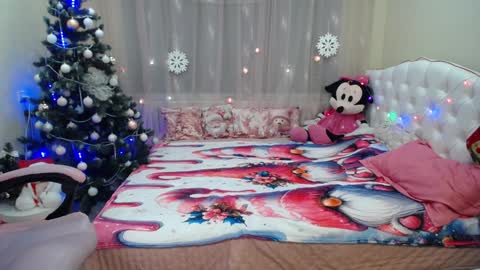 dorasuun online show from December 2024 12:12:01 PM