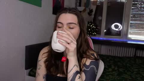 Alice online show from December 2025 08:20:01 AM