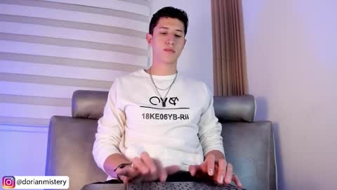 dorian_mystery online show from February 2026 01:23:01 AM