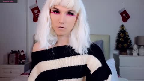 Helen   my second account  online show from January 2025 05:34:01 AM