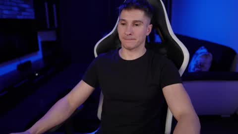 Dorian Reyes online show from February 2025 05:05:01 AM