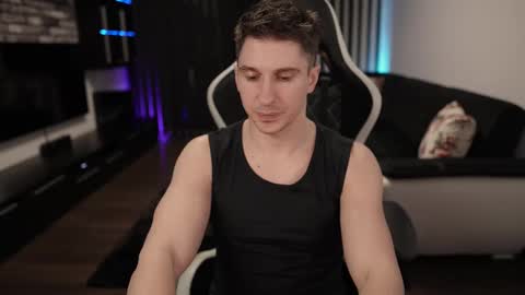 Dorian Reyes online show from February 2025 04:28:02 AM