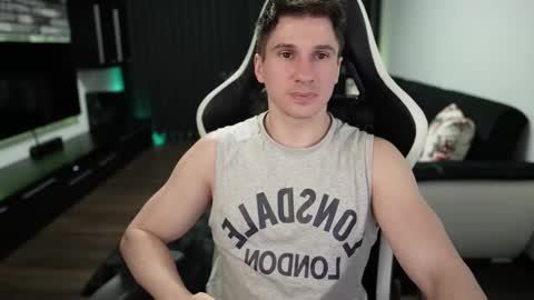 Dorian Reyes online show from March 2025 09:54:02 PM