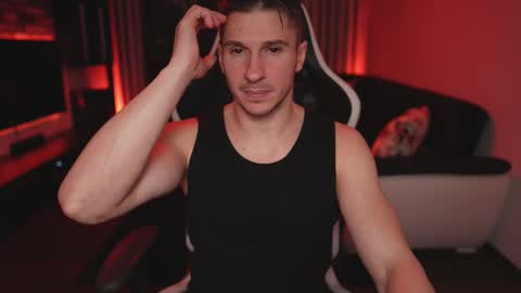 Dorian Reyes online show from November 2025 09:52:01 PM