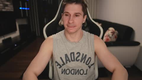 Dorian Reyes online show from April 2026 10:07:02 PM