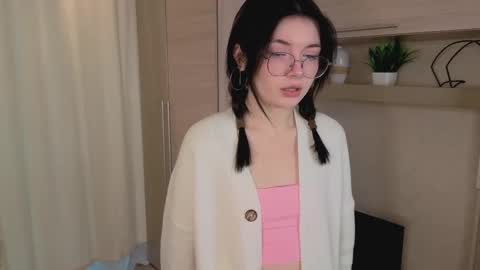 Maria online show from November 2025 06:13:01 AM