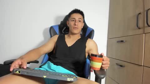 dorman_boy online show from February 2026 02:10:01 AM