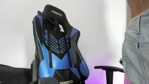 dorman_boy online show from March 2026 03:12:01 AM