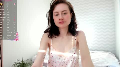 dormineaa online show from April 2026 05:21:02 AM