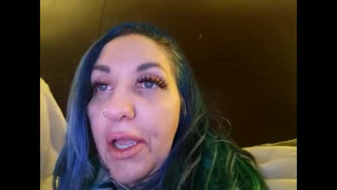 dosedgirl online show from December 2024 06:35:01 AM