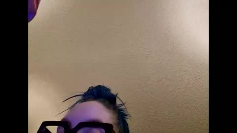 dosedgirl online show from December 2024 03:27:02 AM