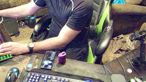 DotYourEyezez  online show from December 2024 07:32:01 AM