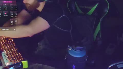 DotYourEyezez  online show from February 2025 08:10:01 AM