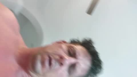 Snapshot of downdog925 chatting on January 2025 08:18:01 PM Some guy in Florida online show from January 2025 08:18:01 PM