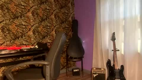 MrPirated online show from January 2025 10:17:01 PM