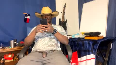 MrPirated online show from January 2025 03:28:02 PM