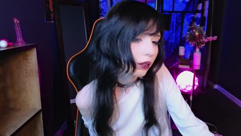 Snapshot of draculaura_ chatting on January 2025 03:37:01 PM Draculaura online show from January 2025 03:37:01 PM