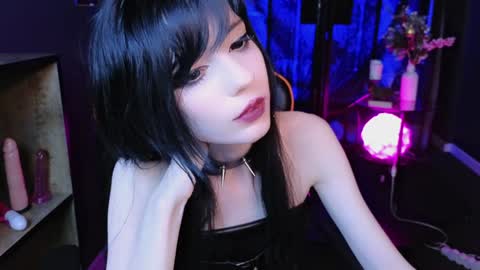 Snapshot of draculaura_ chatting on January 2025 03:55:02 AM Draculaura online show from January 2025 03:55:02 AM