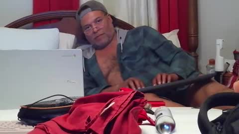 dragomoon70 online show from April 2026 03:15:01 AM