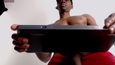 Drake 23 online show from October 2025 06:34:02 AM