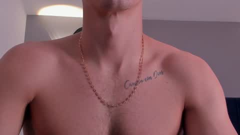 drake_carter1 online show from January 2025 01:42:02 AM