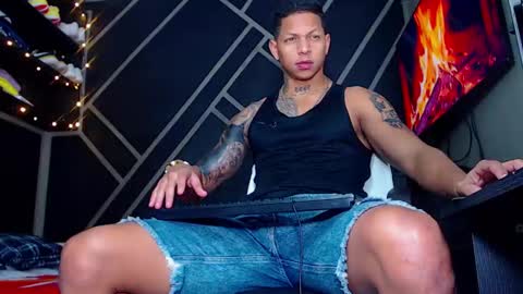 Snapshot of drake_jhonson08 chatting on February 2025 02:39:01 AM Drake online show from February 2025 02:39:01 AM