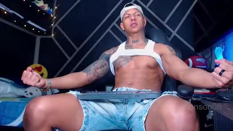 Snapshot of drake_jhonson08 chatting on November 2025 05:31:01 AM Drake online show from November 2025 05:31:01 AM