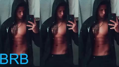 Snapshot of drake_jhonson08 chatting on December 2025 03:55:01 AM Drake online show from December 2025 03:55:01 AM