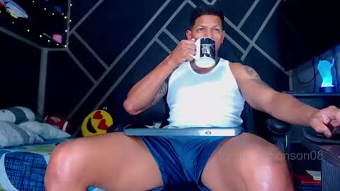 Snapshot of drake_jhonson08 chatting on March 2026 04:18:02 AM Drake online show from March 2026 04:18:02 AM