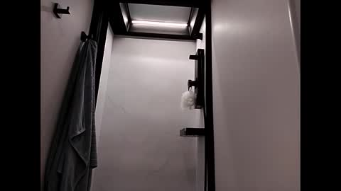 drakefimon online show from December 2025 08:59:02 PM