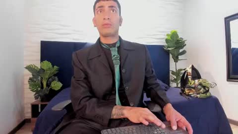 Drake Neuman online show from February 2025 03:29:01 AM